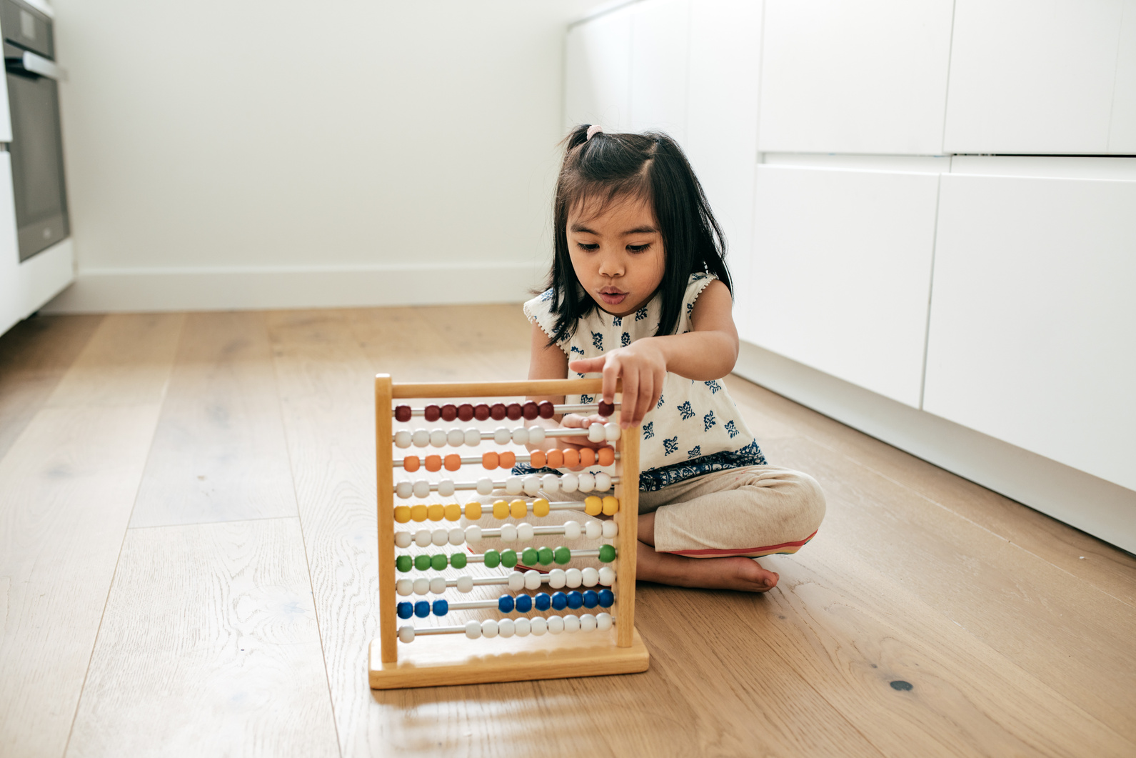 Kids development and educational toys